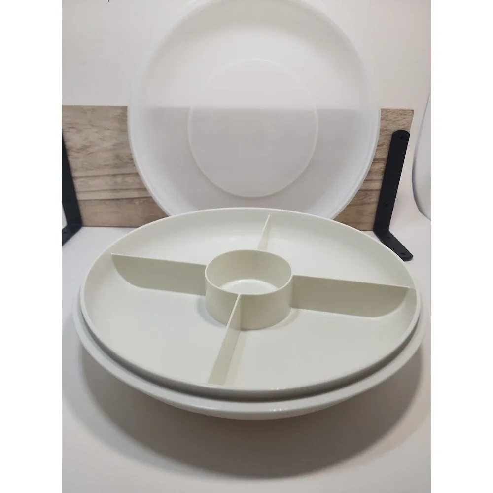 Vintage Tupperware 1708-6 Divided Veggie Dish Vegetable Tray Almond White w/ Lid